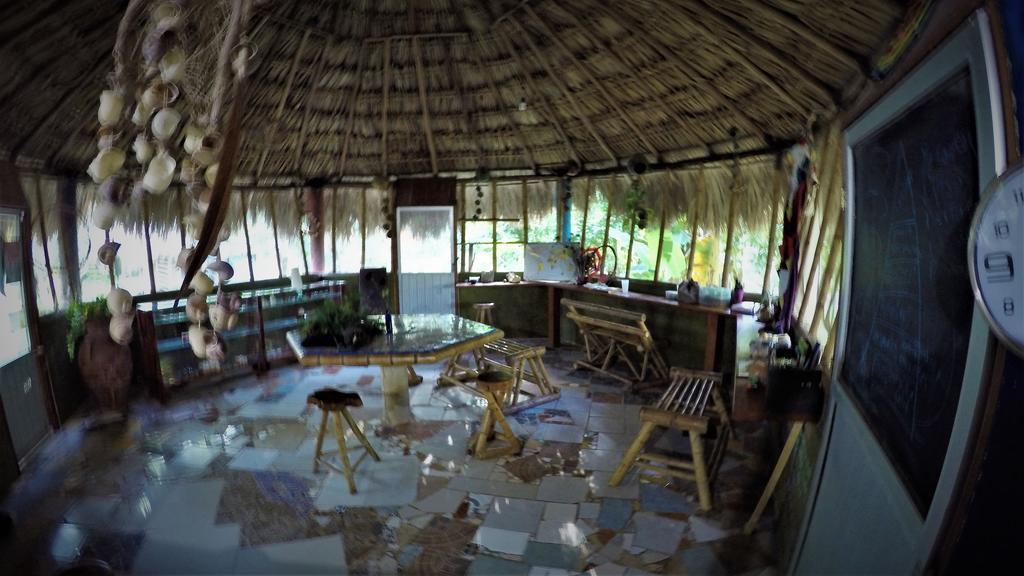 La Casa De Los Ninos Del Arbol Hotel Bacalar Exterior photo